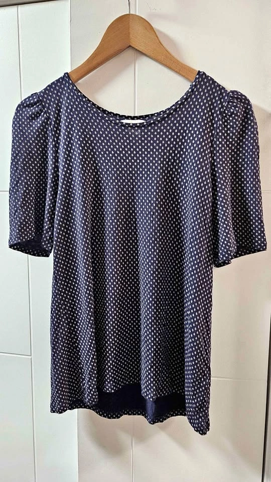 H&M Navy Patterned Short Sleeve Top Size S