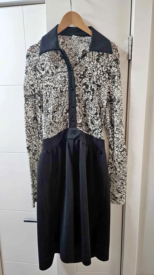 Vintage Black & white patterned long sleeve dress