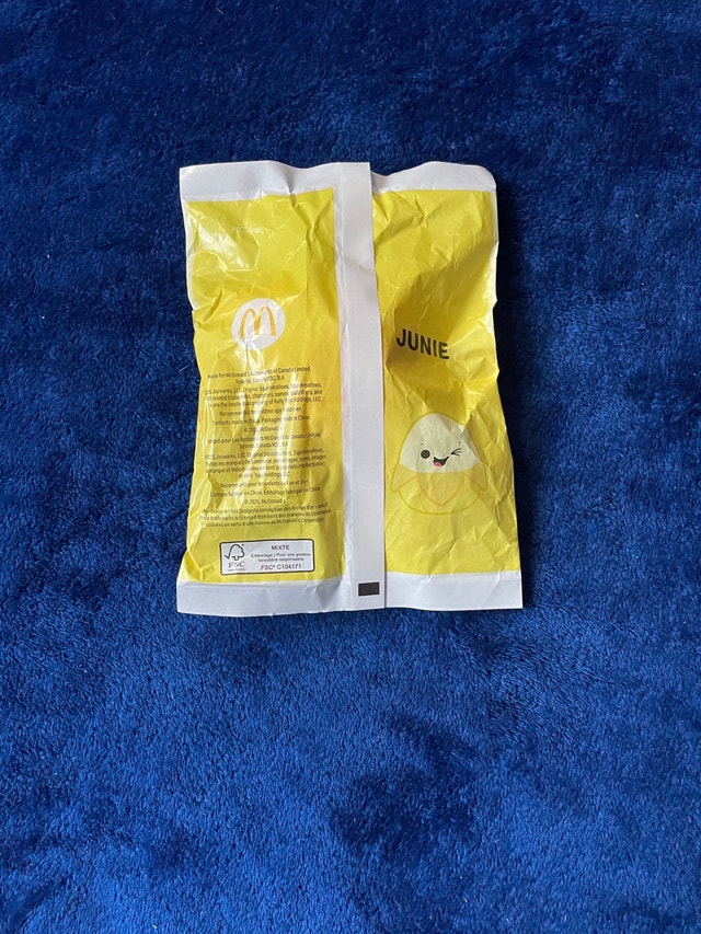 Squishmallows Junie Banana - photo 2