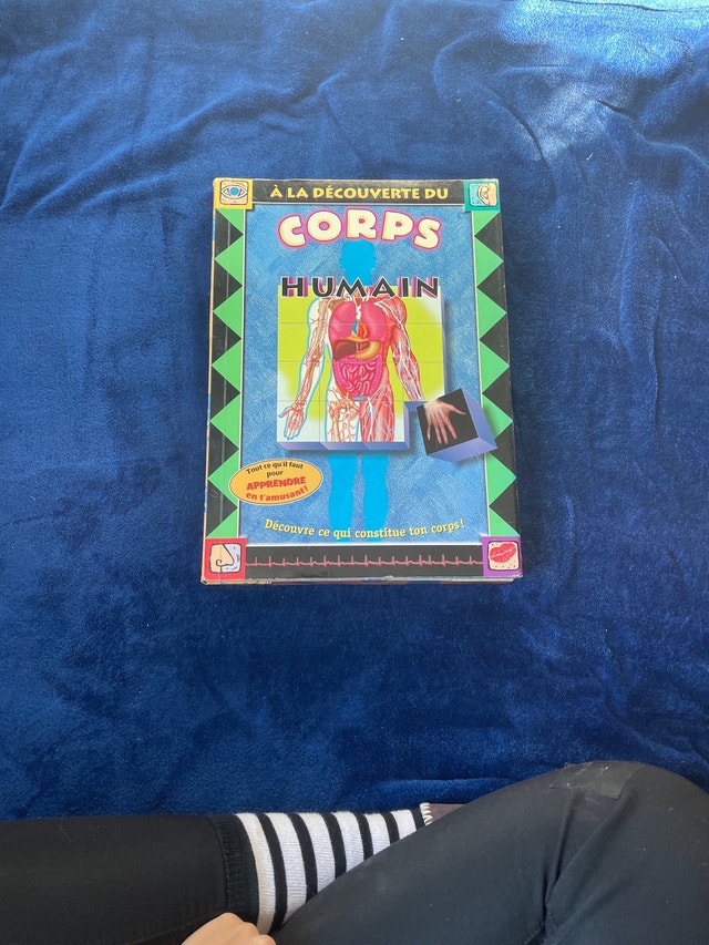 Human Body Book with Puzzles, Blocks, and Flashcards