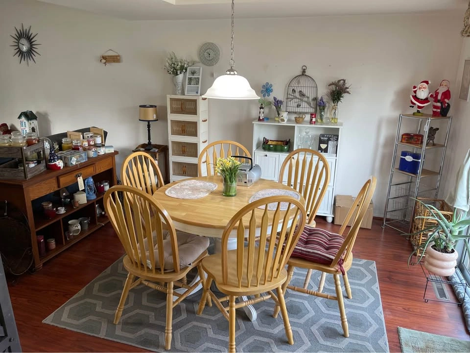 Estate Sale Gurnee 18342 N Linda Ln - photo 3