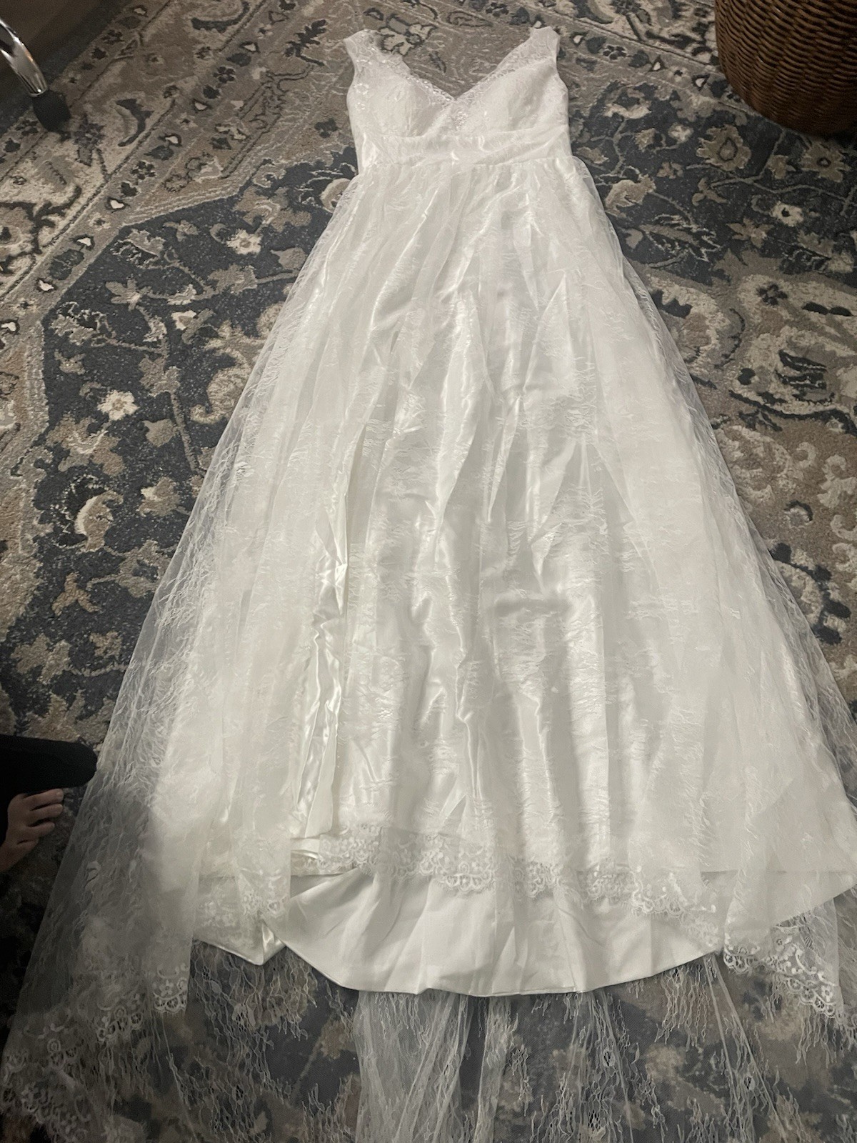 New Lace and Tulle Wedding Dress