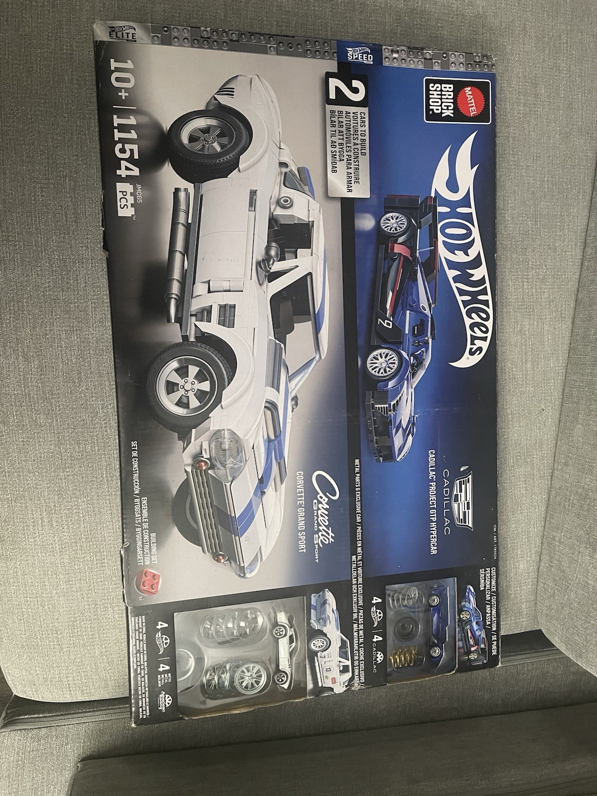 Hot Wheels Brick Shop 2 Pack Corvette & Cadillac - photo 2