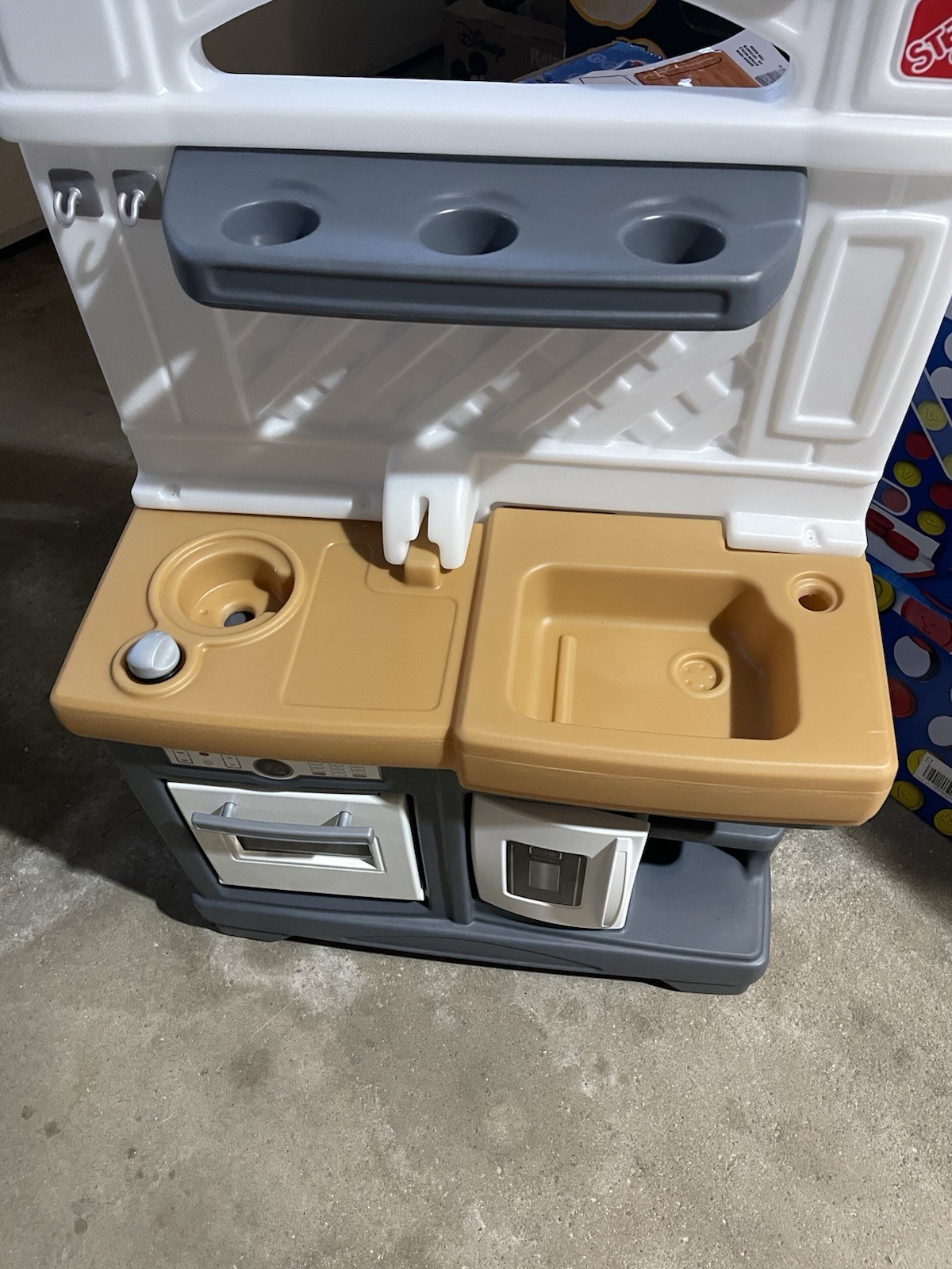 Step2 Garden Fresh Kitchen w/ Lights & Sounds Toy - photo 2