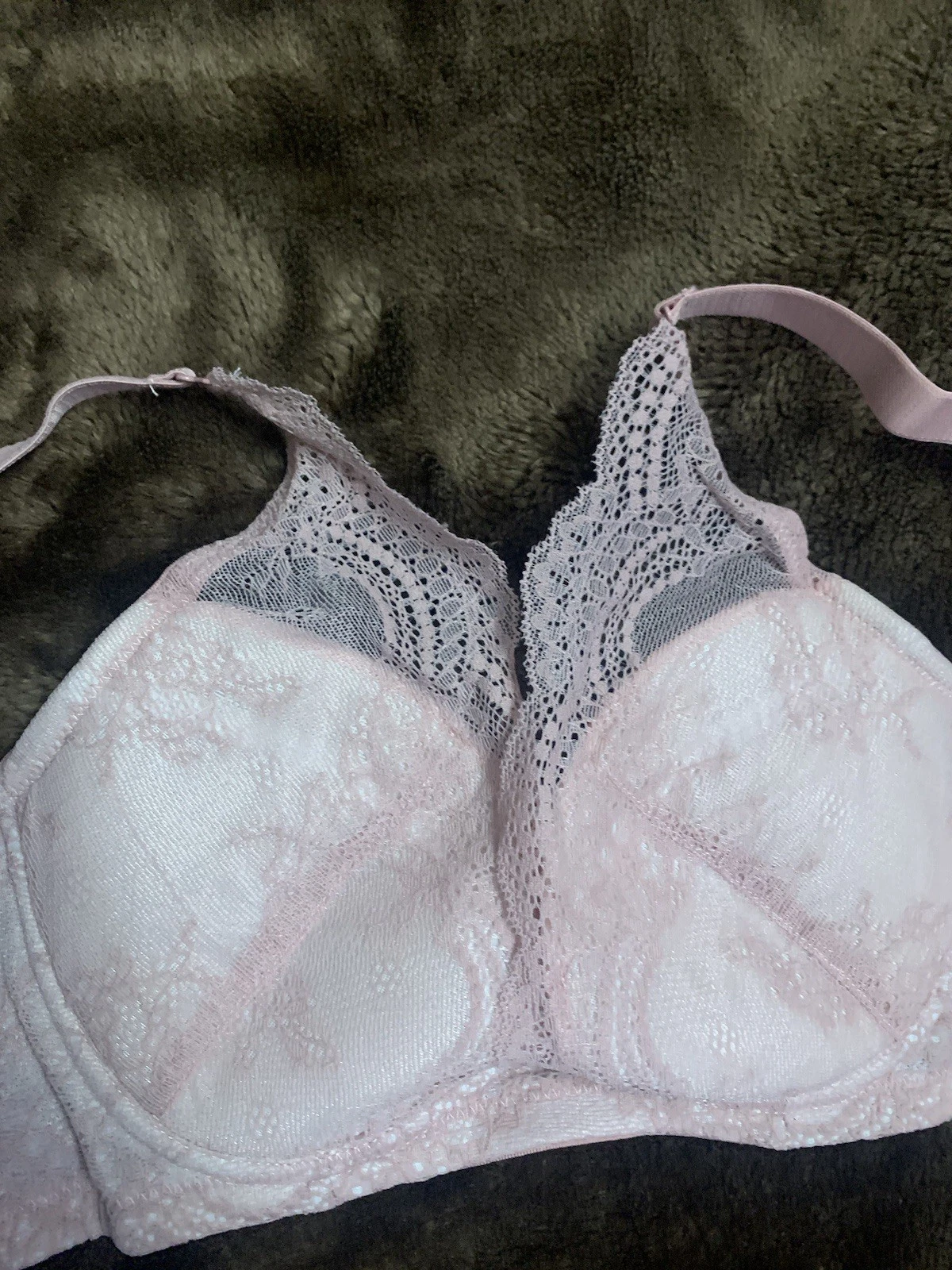 NEW size 36B Secret pink lace bra