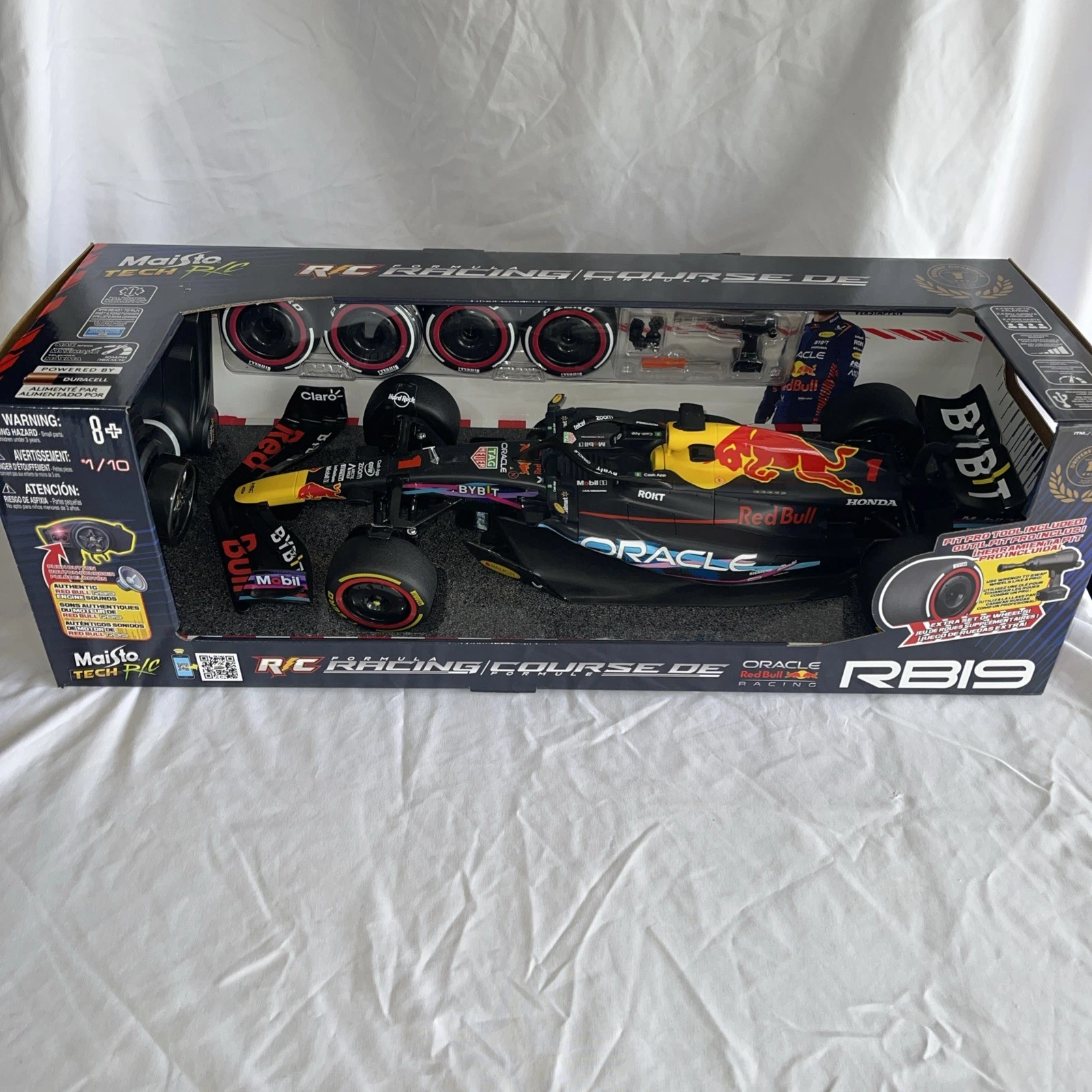 Maisto RC Red Bull Racing RB19 Max Verstappen #1 1:10 Scale - Br