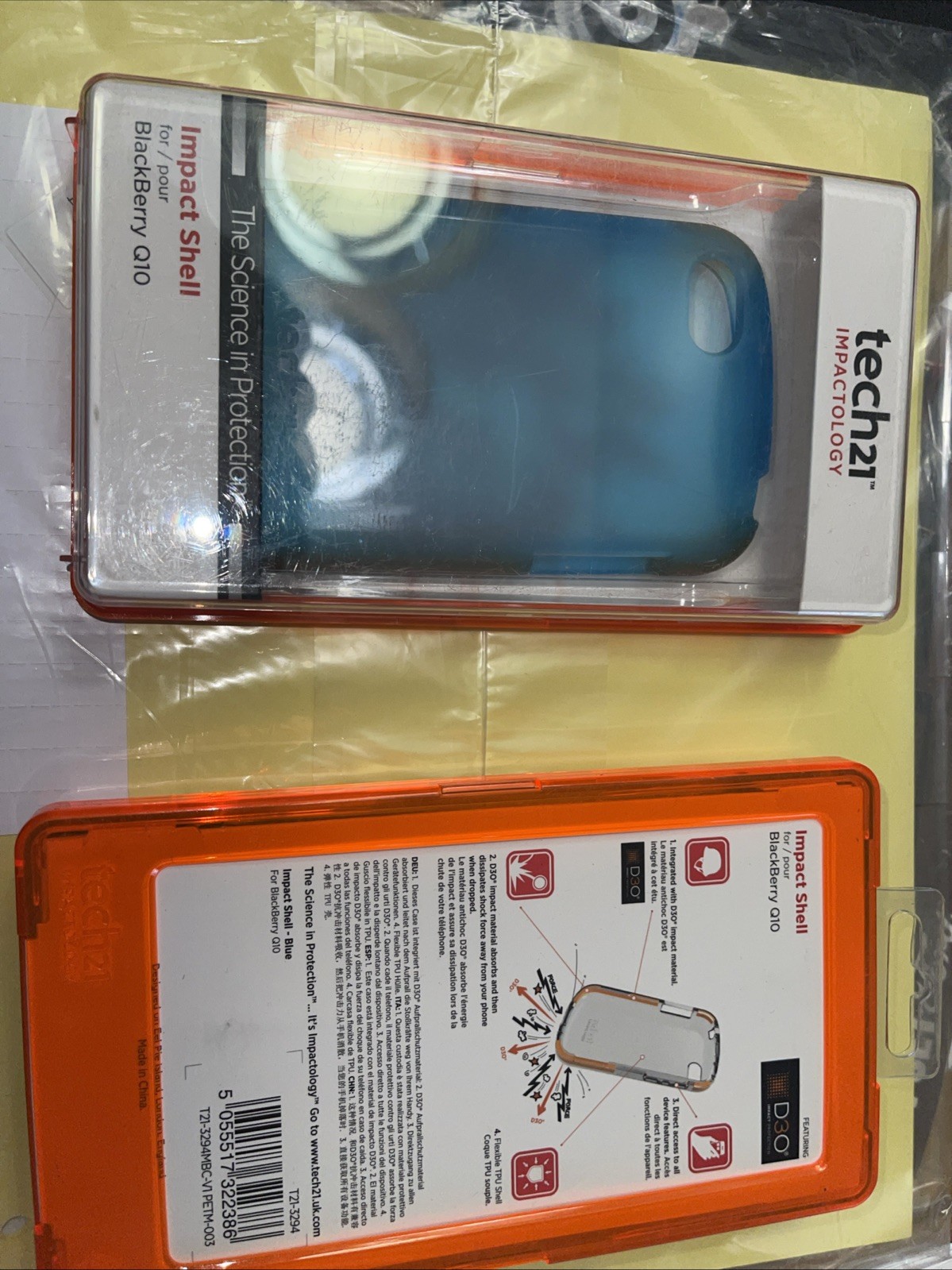 BlackBerry Q10 Blue OEM Rim Cover Case - photo 2