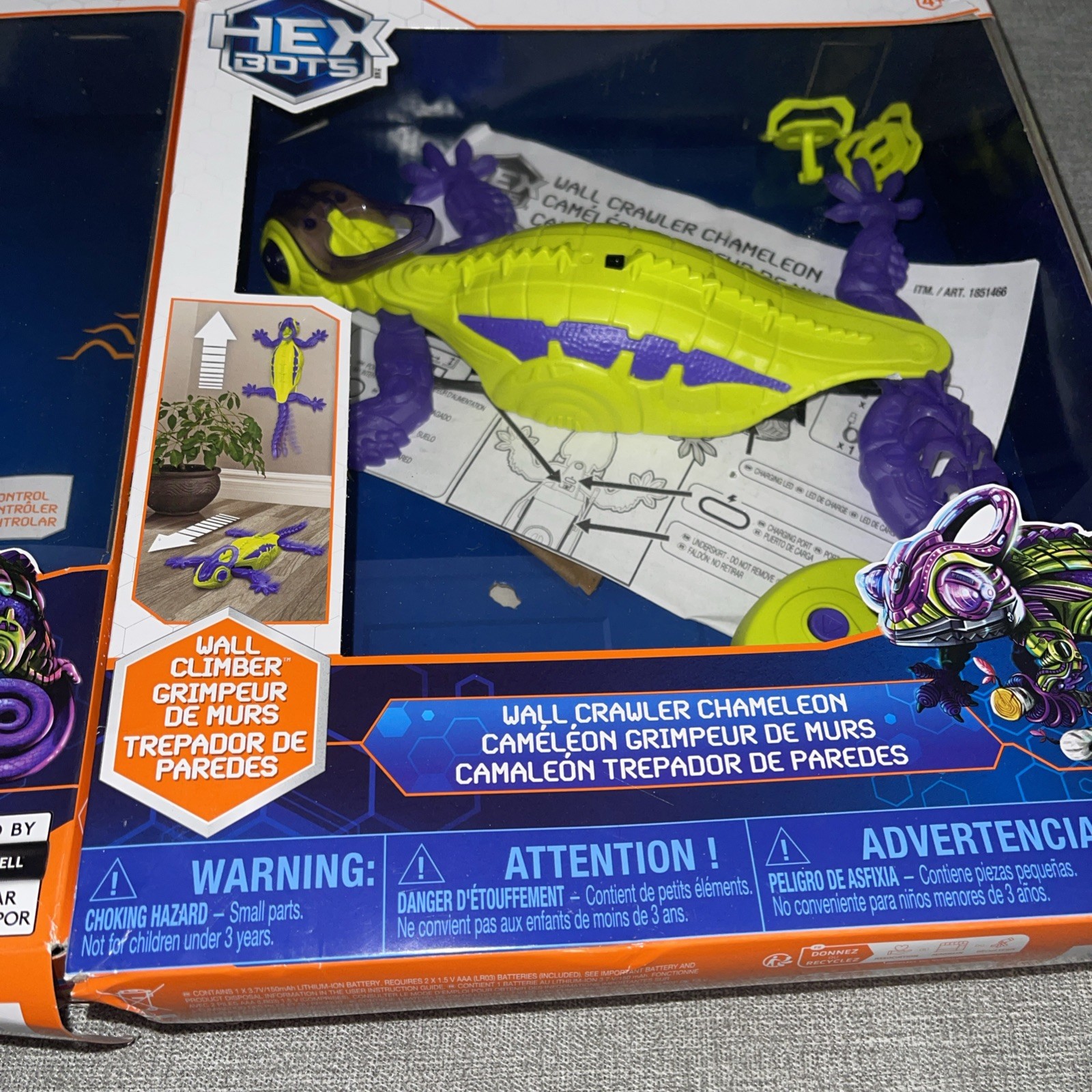 HEX BOTS Wall Crawler Chameleon Robot Toy - photo 2