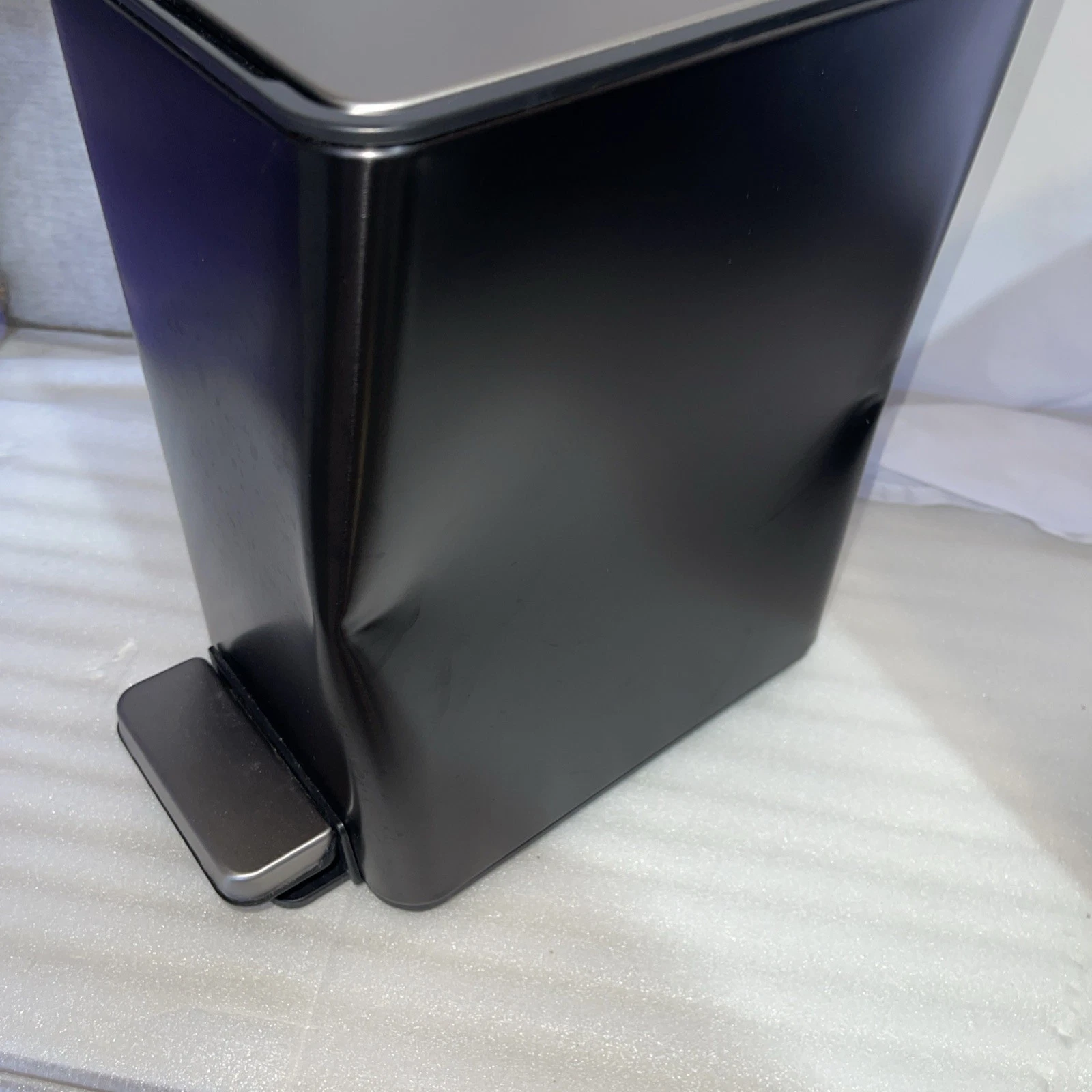 2 PACK - Kohler 6L Step On Trash Cans - Black Stainless Steel - photo 5