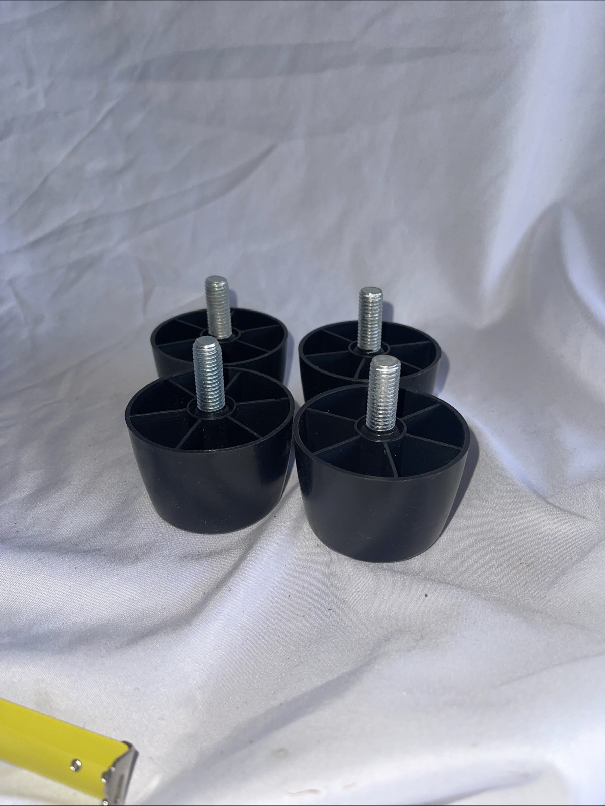 2" Universal Black Plastic Furniture Legs Sofa/Couch Riser Set o