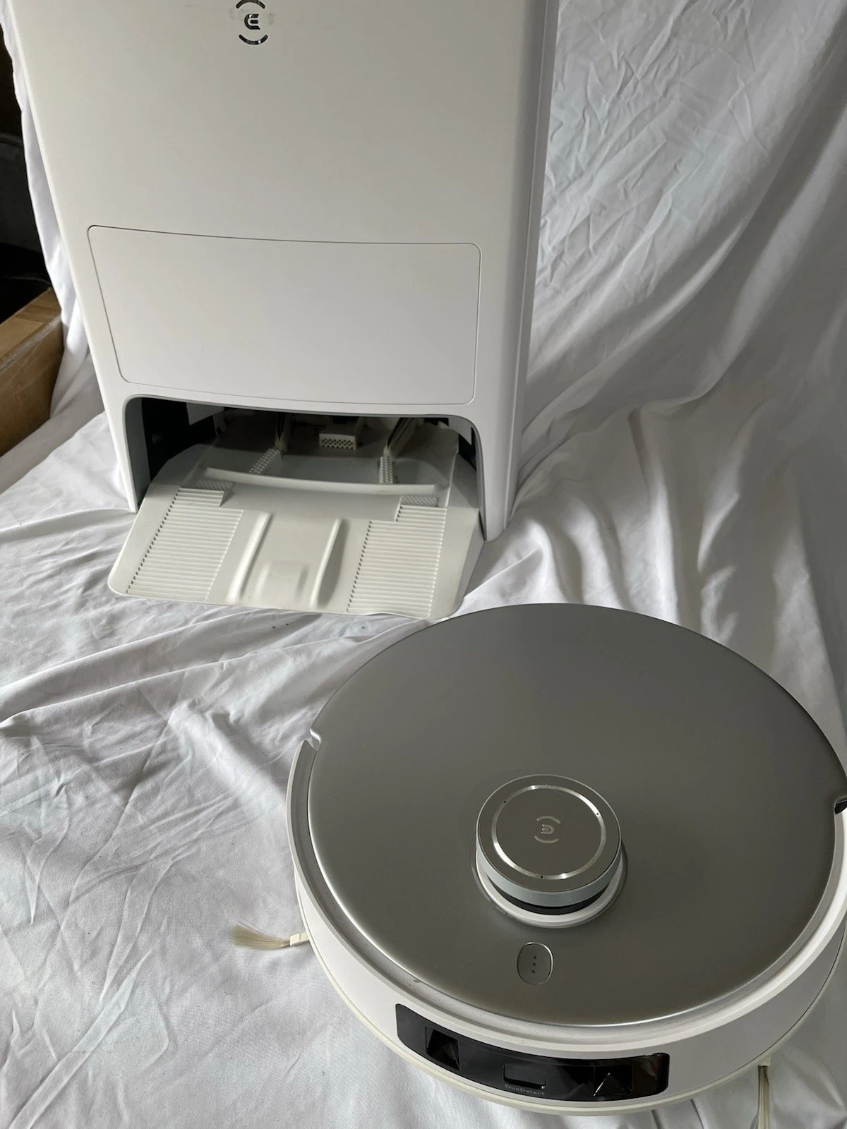 ECOVACS DEEBOT T20 Omni Robot Vacuum and Mop