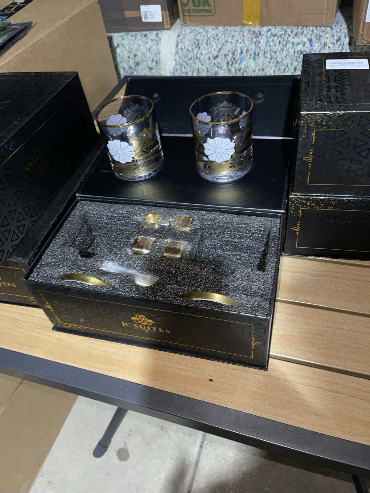 NEW Whiskey Glasses Gift Set - photo 2