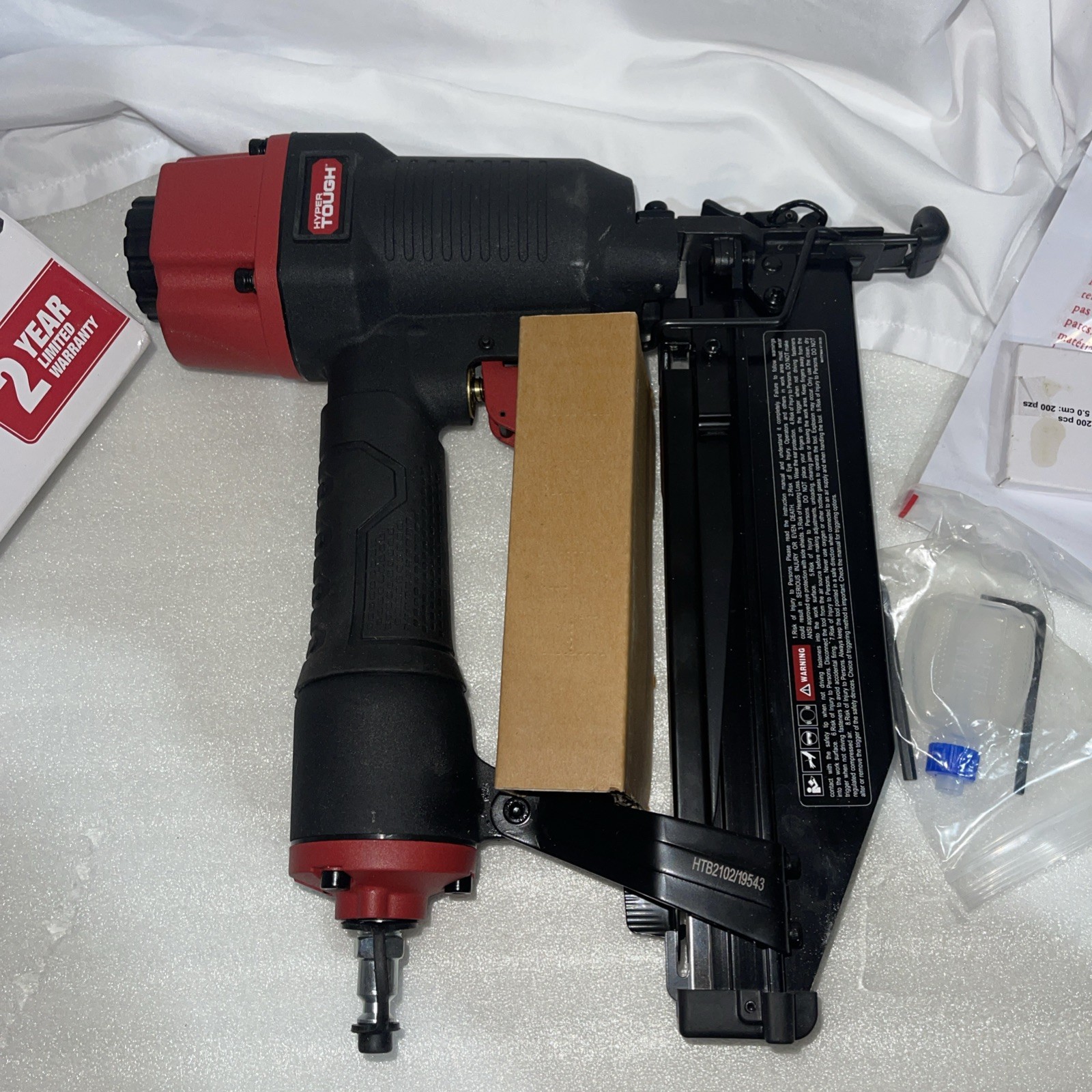 HYPER TOUGH 16-GAUGE 2-1/2" STRAIGHT FINISH NAILER HTFN64 - photo 3