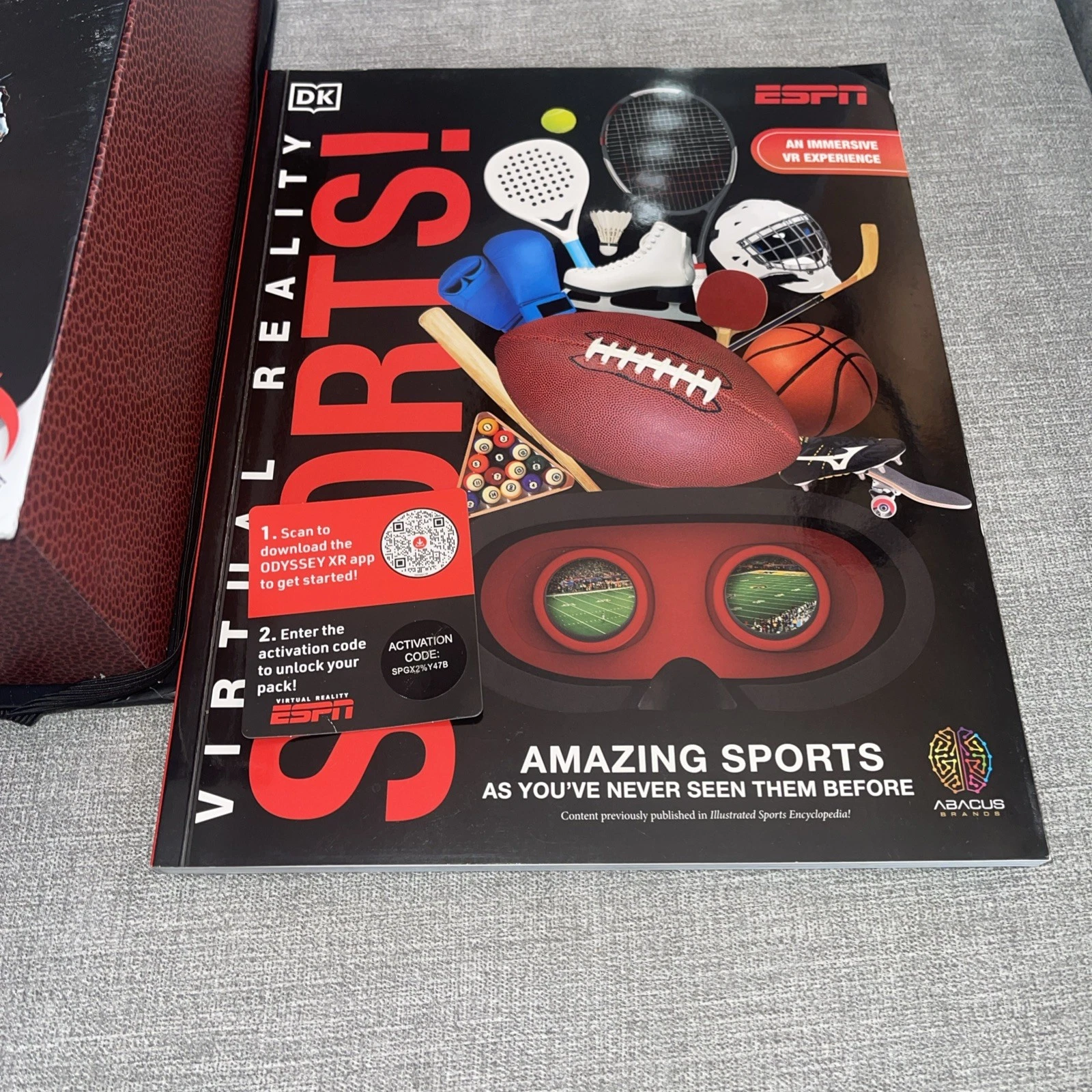 Abacus Brands VR ESPN Gift Box - Illustrated Interactive VR Book - photo 3