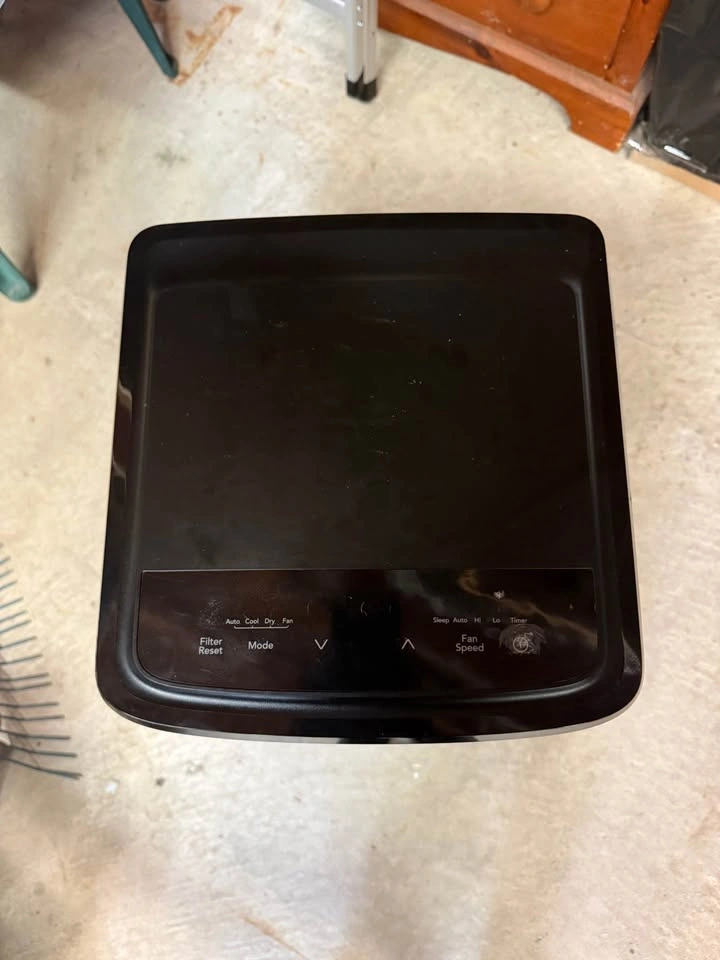 Frigidaire 8,000 BTU Portable AC - photo 3