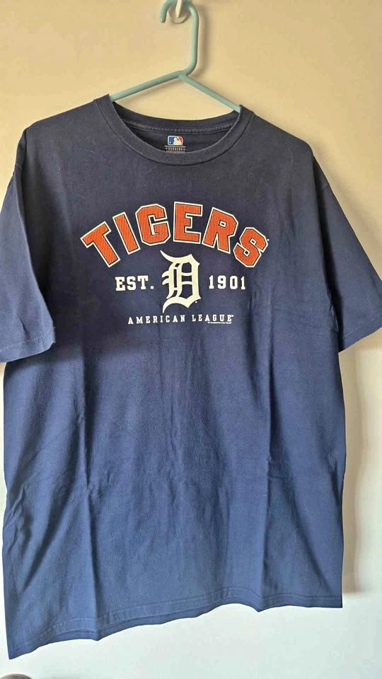Detroit Tigers T-shirt Large