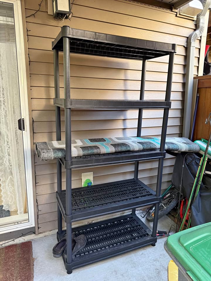 Black plastic storage shelf- must pick up