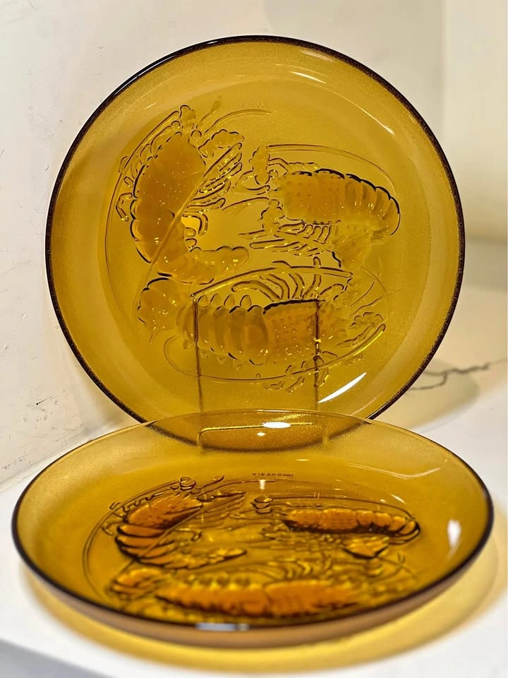 Vintage Pasari Amber Glass Lobster Plates (Set of 2)