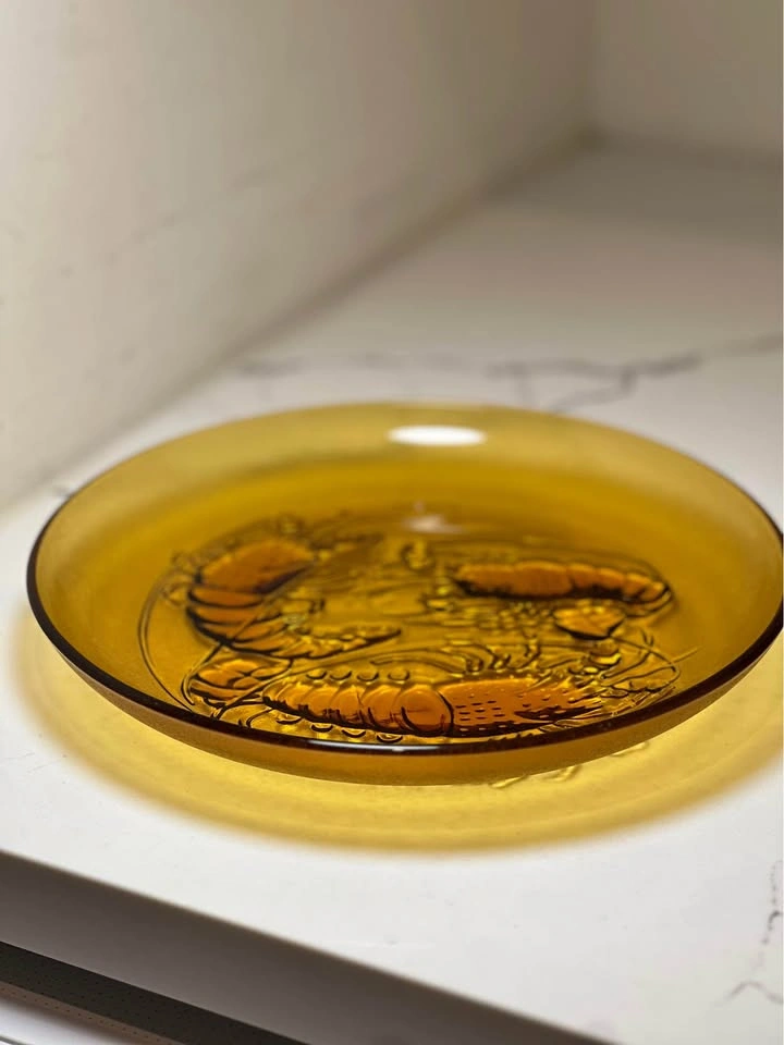 Vintage Pasari Amber Glass Lobster Plates (Set of 2) - photo 4