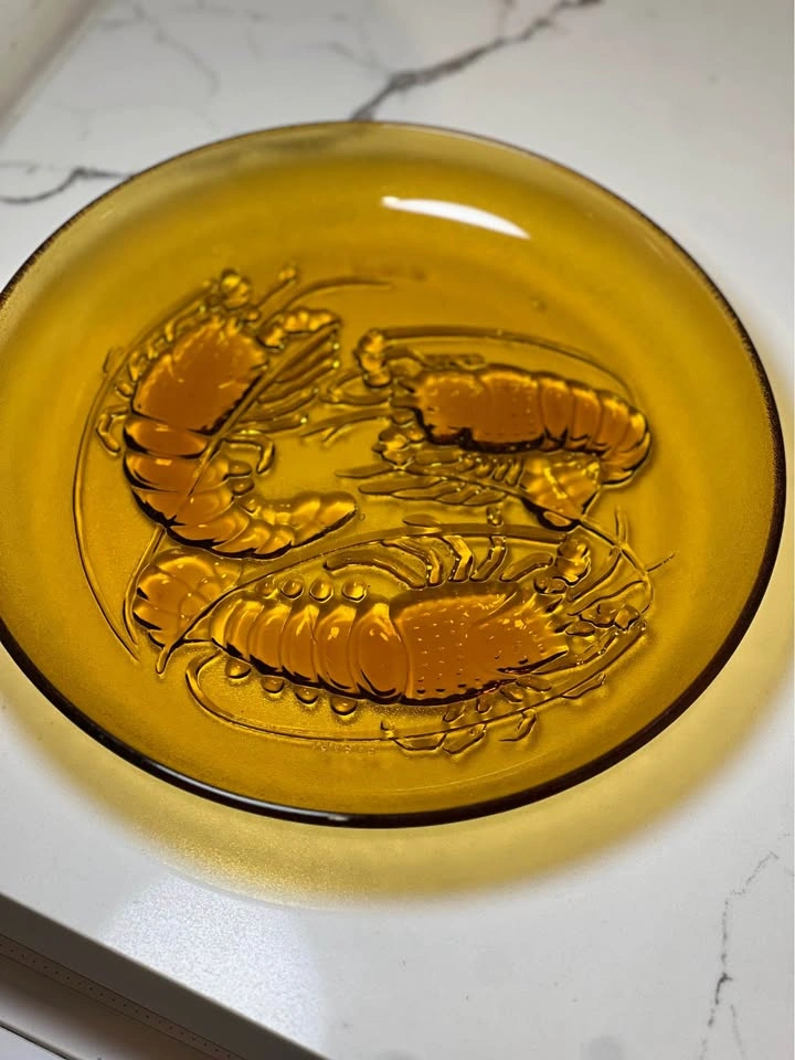 Vintage Pasari Amber Glass Lobster Plates (Set of 2) - photo 5