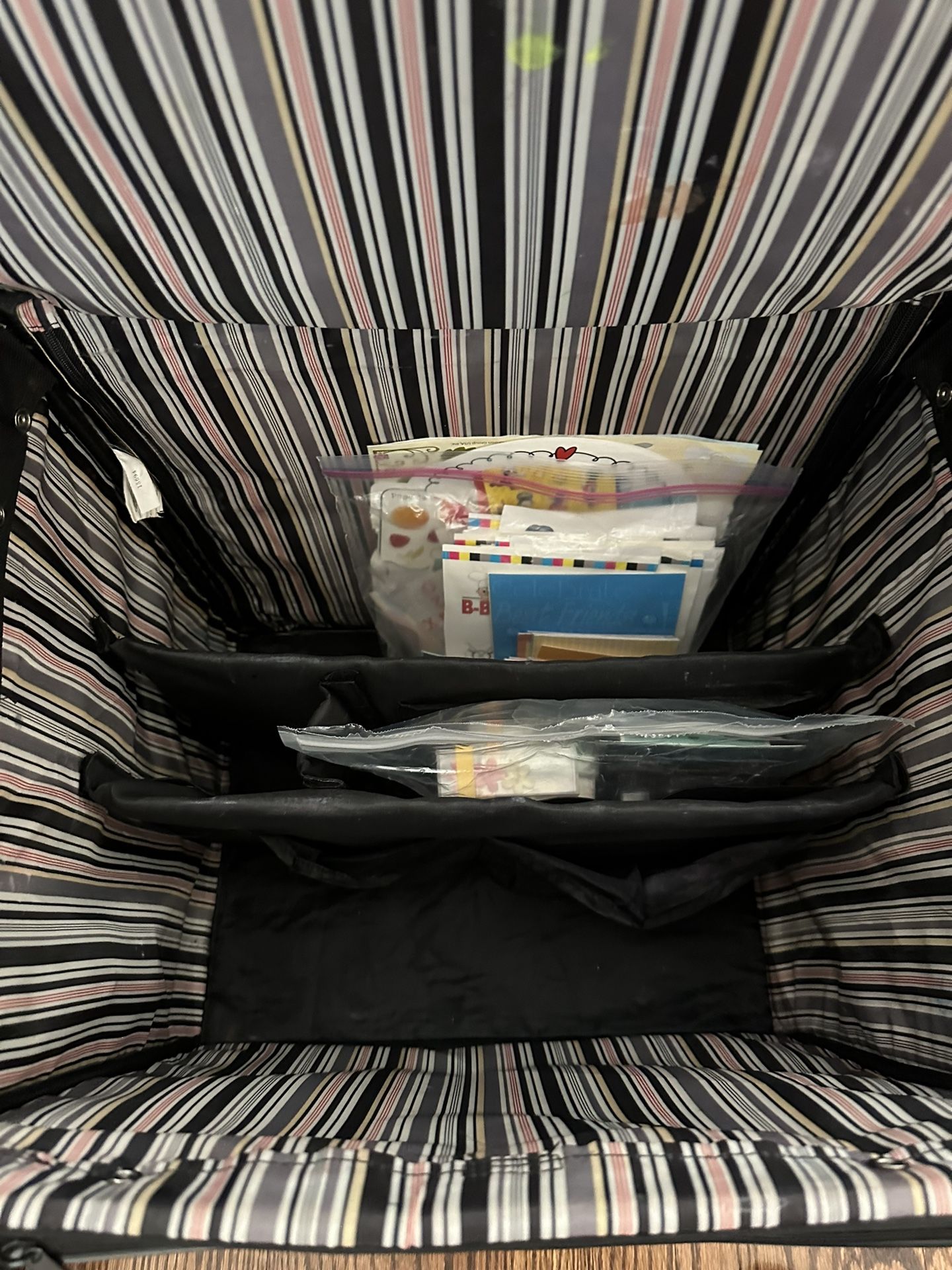 Scrapbook Rolling Tote - Crop in Style - photo 4