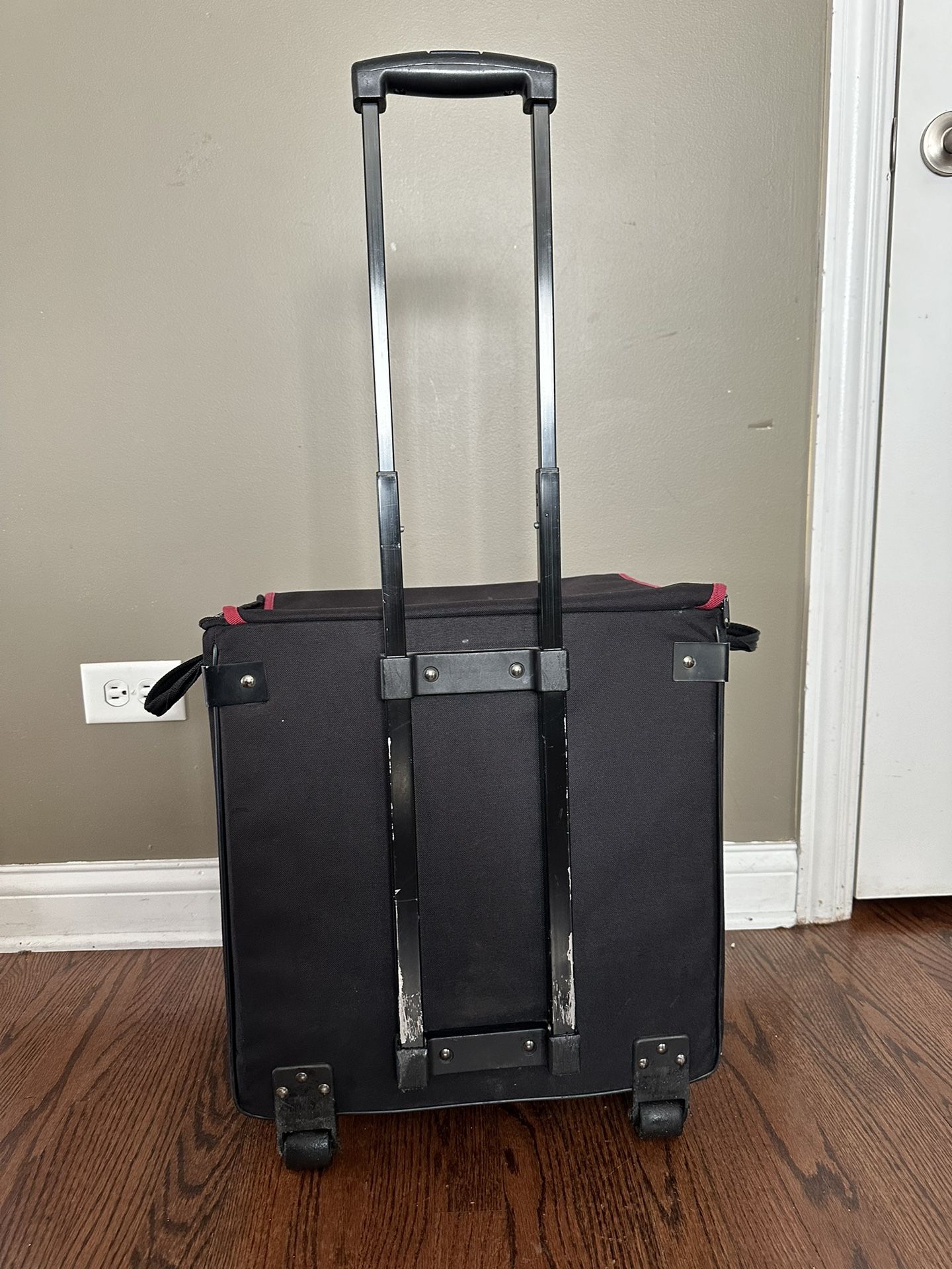 Scrapbook Rolling Tote - Crop in Style - photo 5