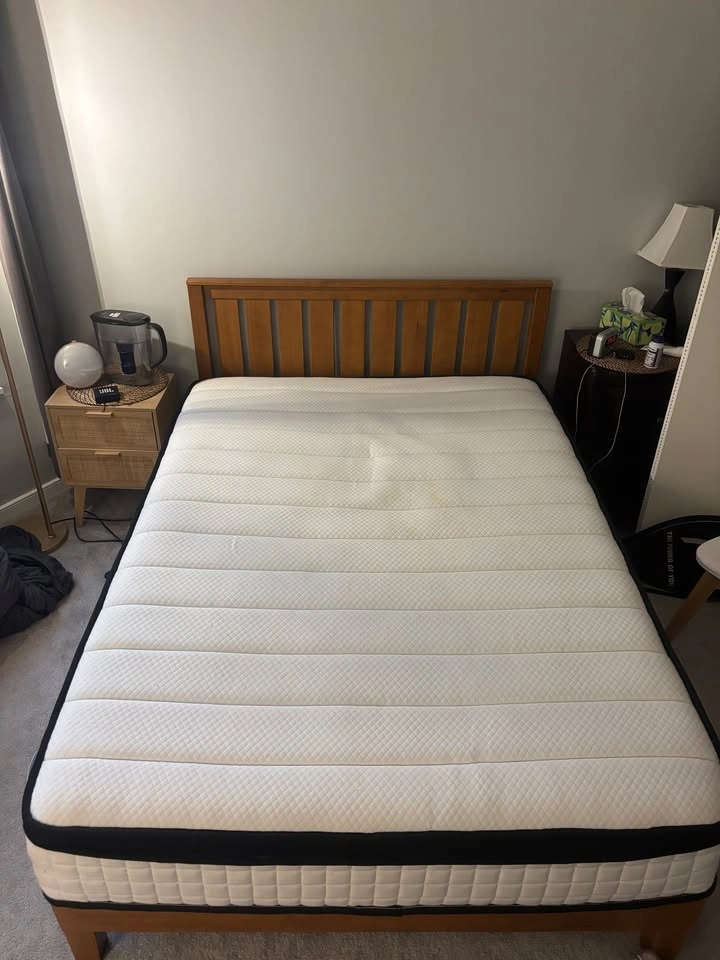 Full Mattress Hybrid Spring + Foam - photo 2