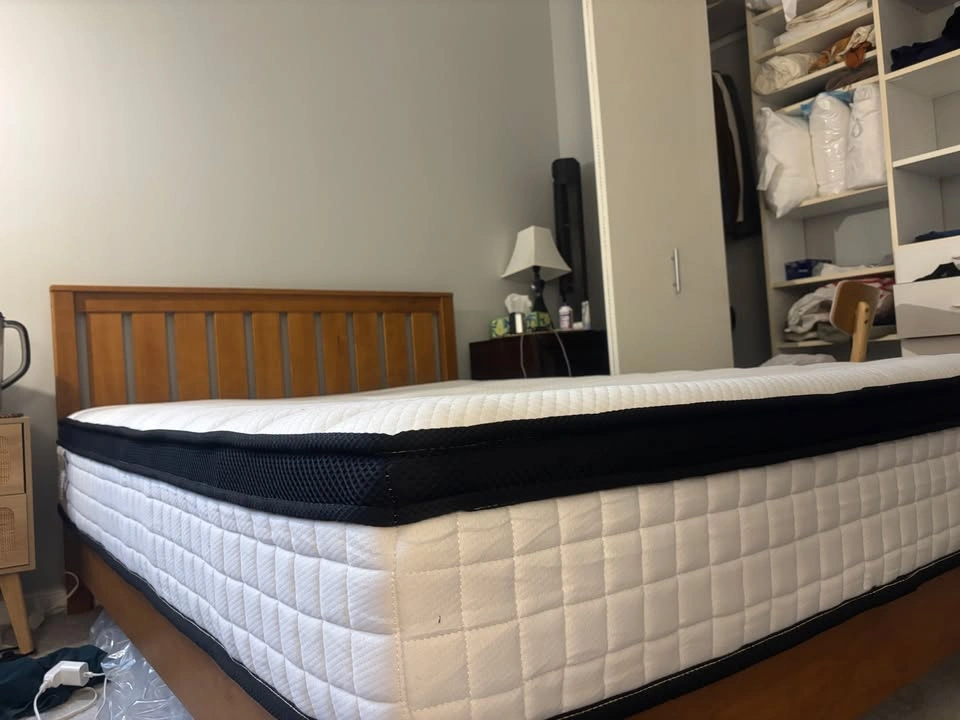 Full Mattress Hybrid Spring + Foam - photo 3