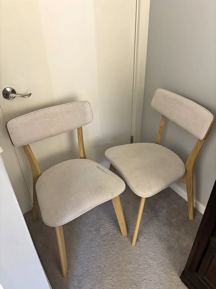 2 PIECES Natural Oak Dining Chairs with Rubberwood Frame