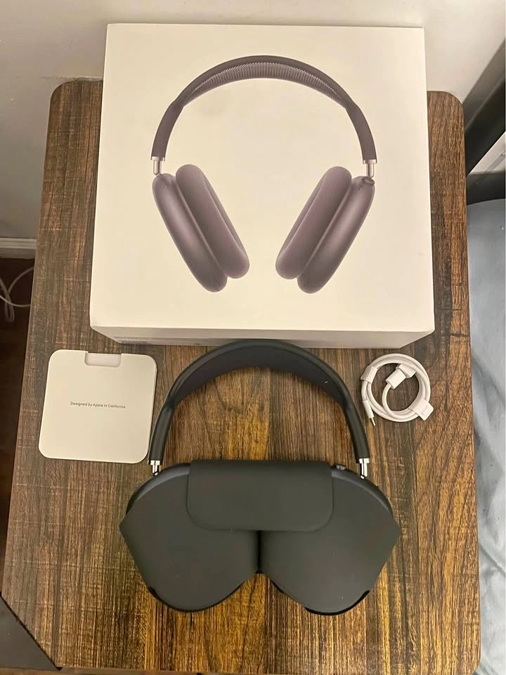 Airpod Max Midnight Black - Price Negotiable