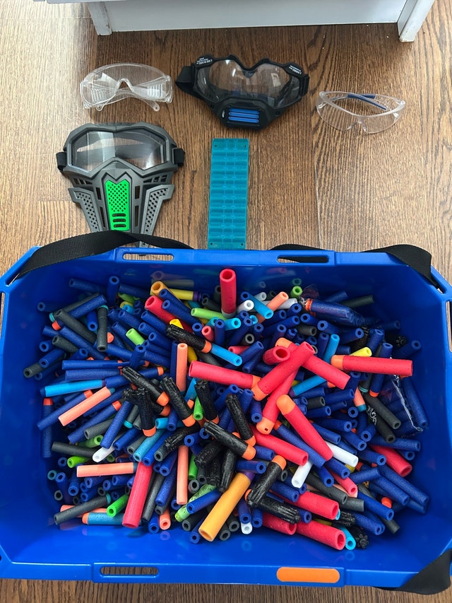 Nerf guns, Nerf bullets and goggles - photo 2