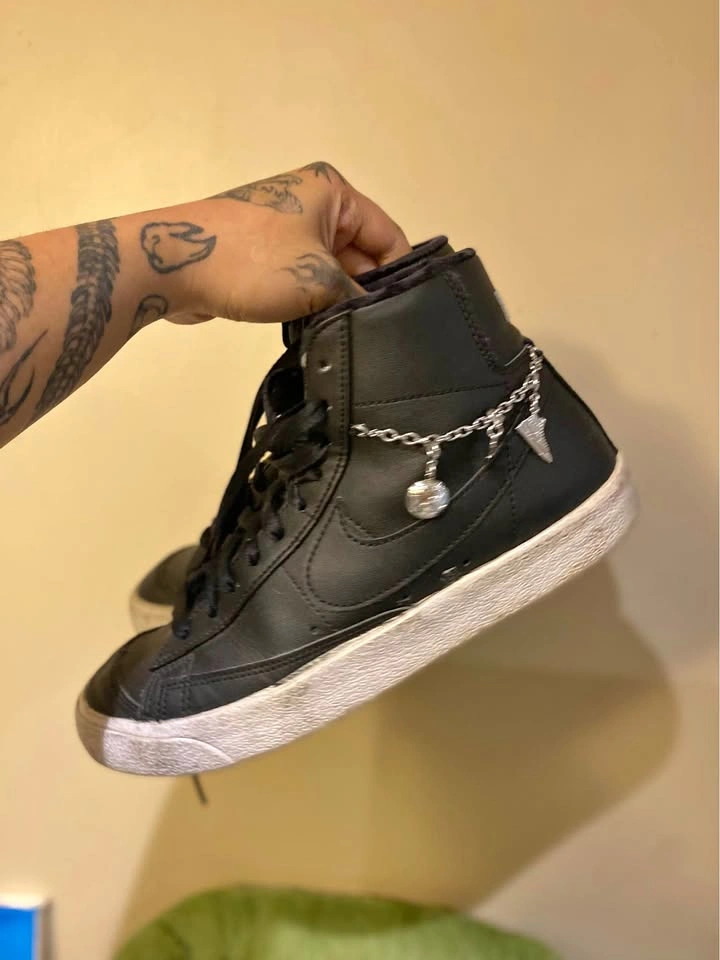 MOVING SALE!!! W BLAZER MID '77 LX