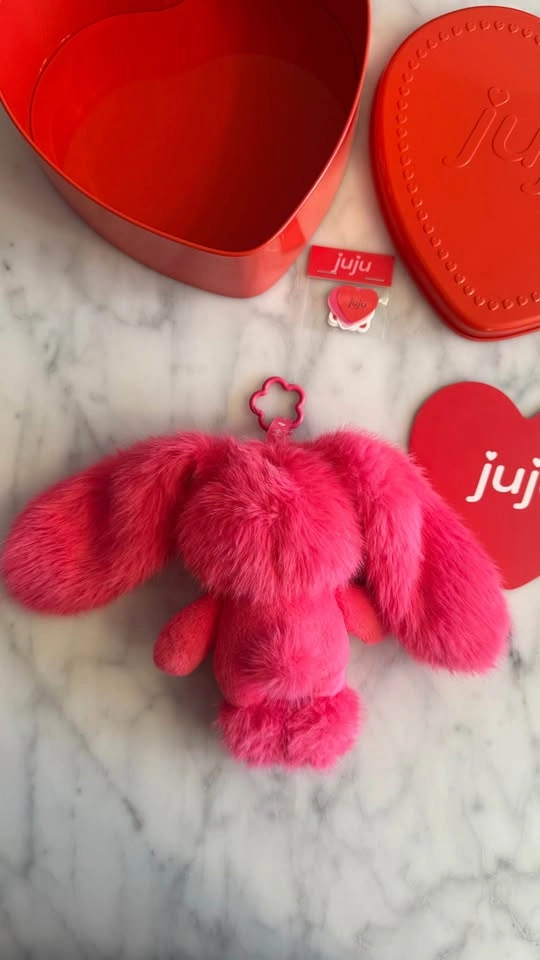 CJ Hendry Juju Valentine ZIGGY Limited Edition Plush Keychain - photo 4