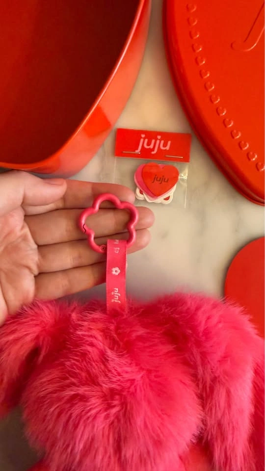 CJ Hendry Juju Valentine ZIGGY Limited Edition Plush Keychain - photo 5