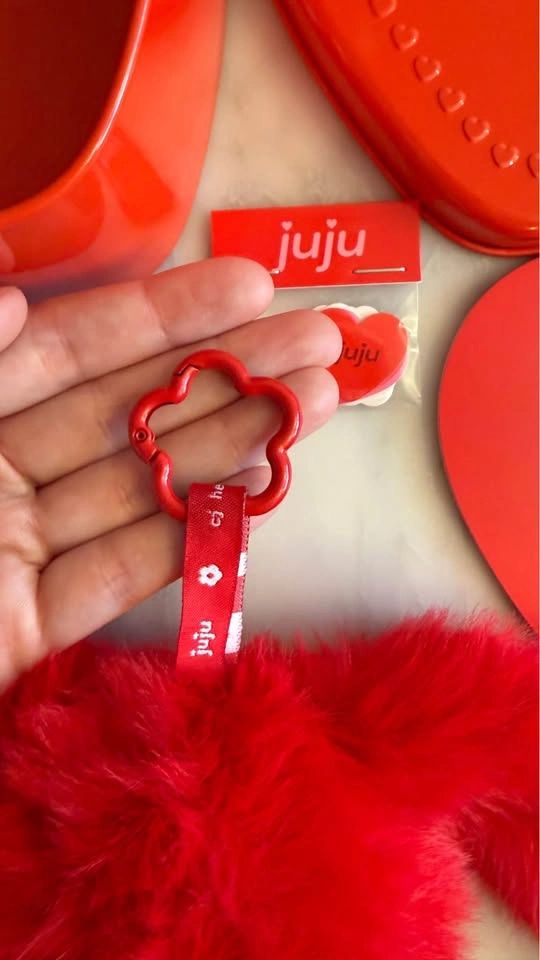 CJ Hendry Juju Valentine PUNCH Plush Keychain (Sell/Trade) - photo 5