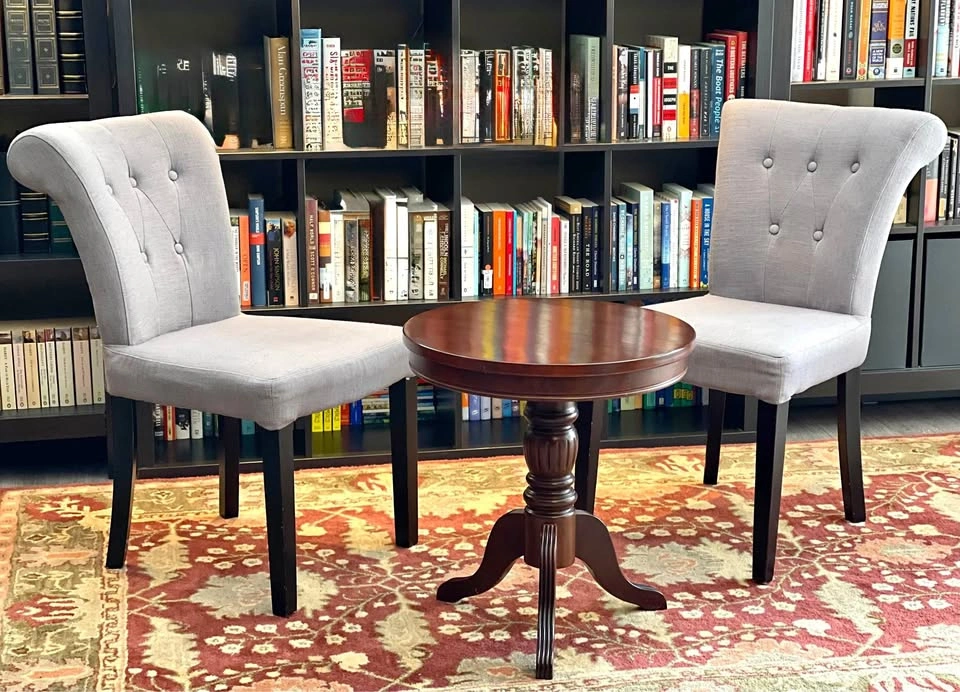 Accent Chairs & Table