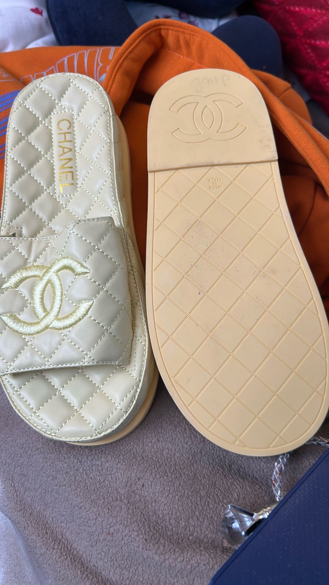 Ladies Chanel Slide Shoes Yellow Gold Size 8 - photo 2