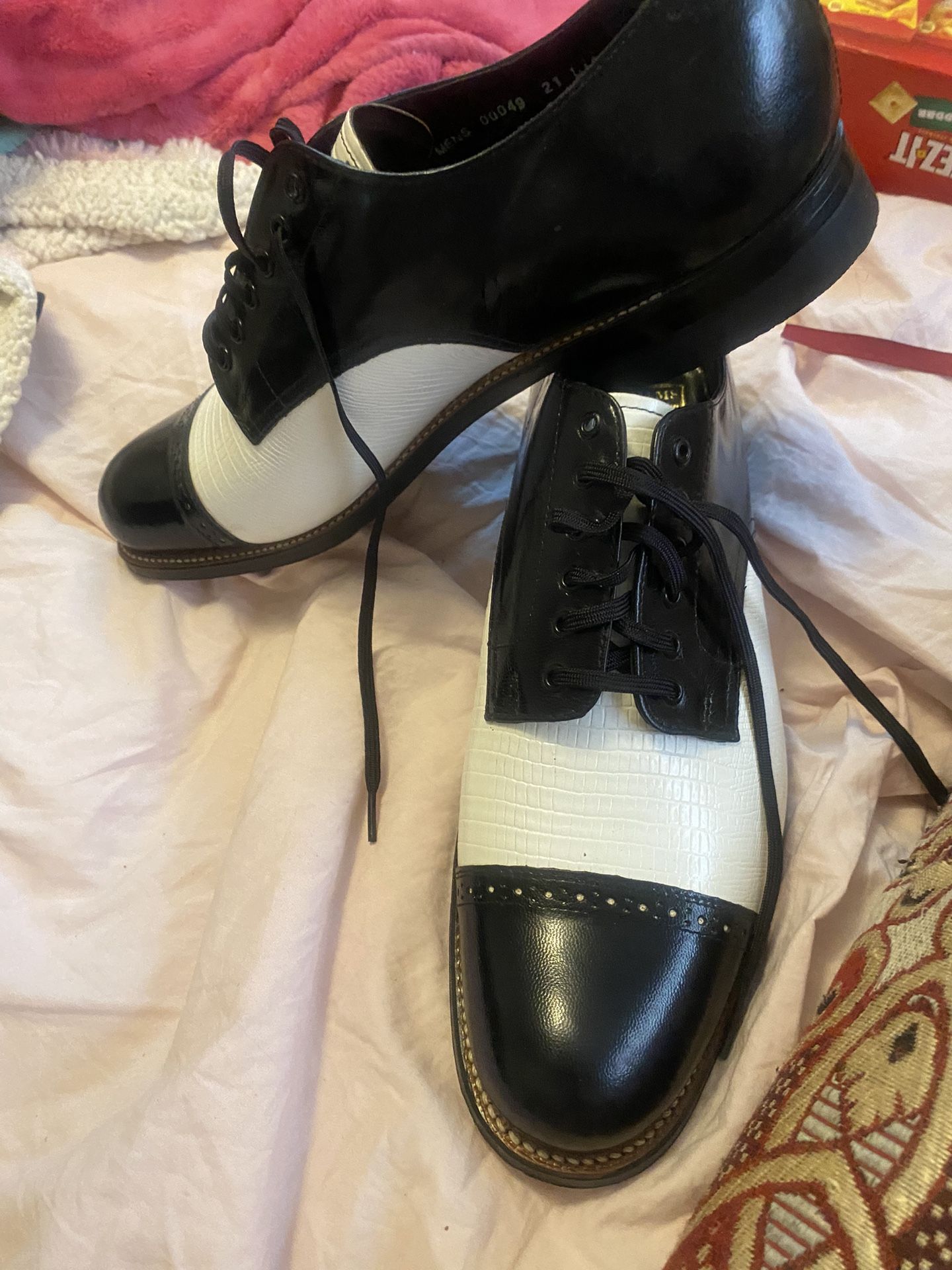 Men Stacy Adams Shoes Madison White And Black Cap Toe Snake Skin