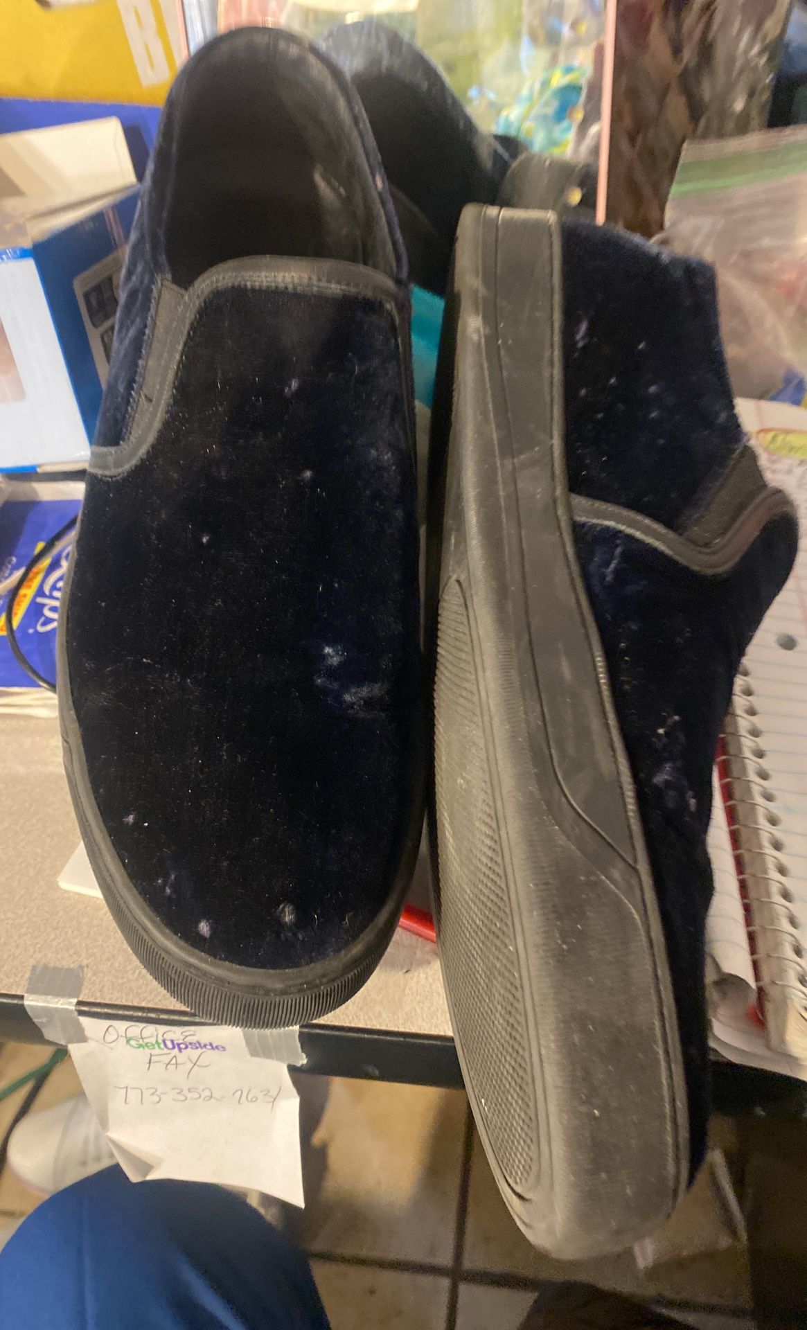 Men’s Kenneth Cole Black Suede Shoes Size 12 - photo 2
