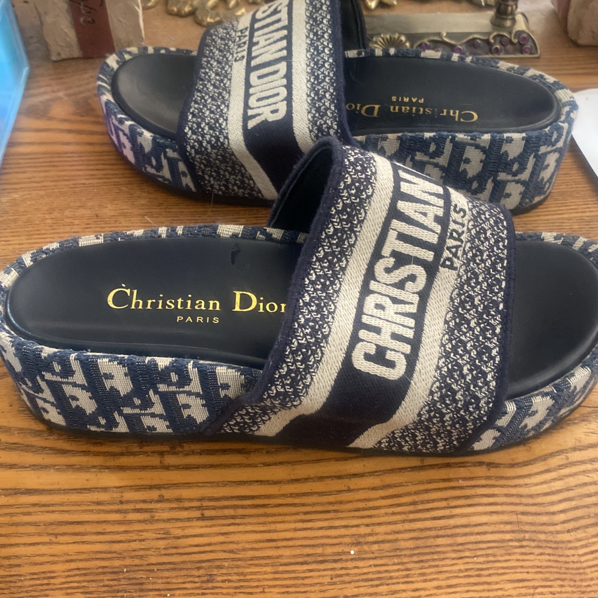 Christian Dior Slip In Sandals Shoes Size 8 - photo 3