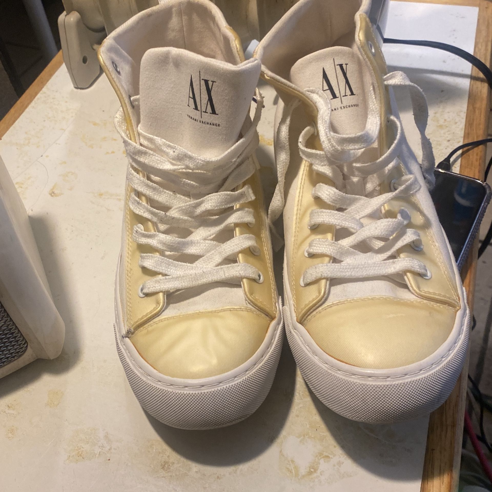 A/X Armani Exchange White Canvas/Leather Sneakers Sz 9