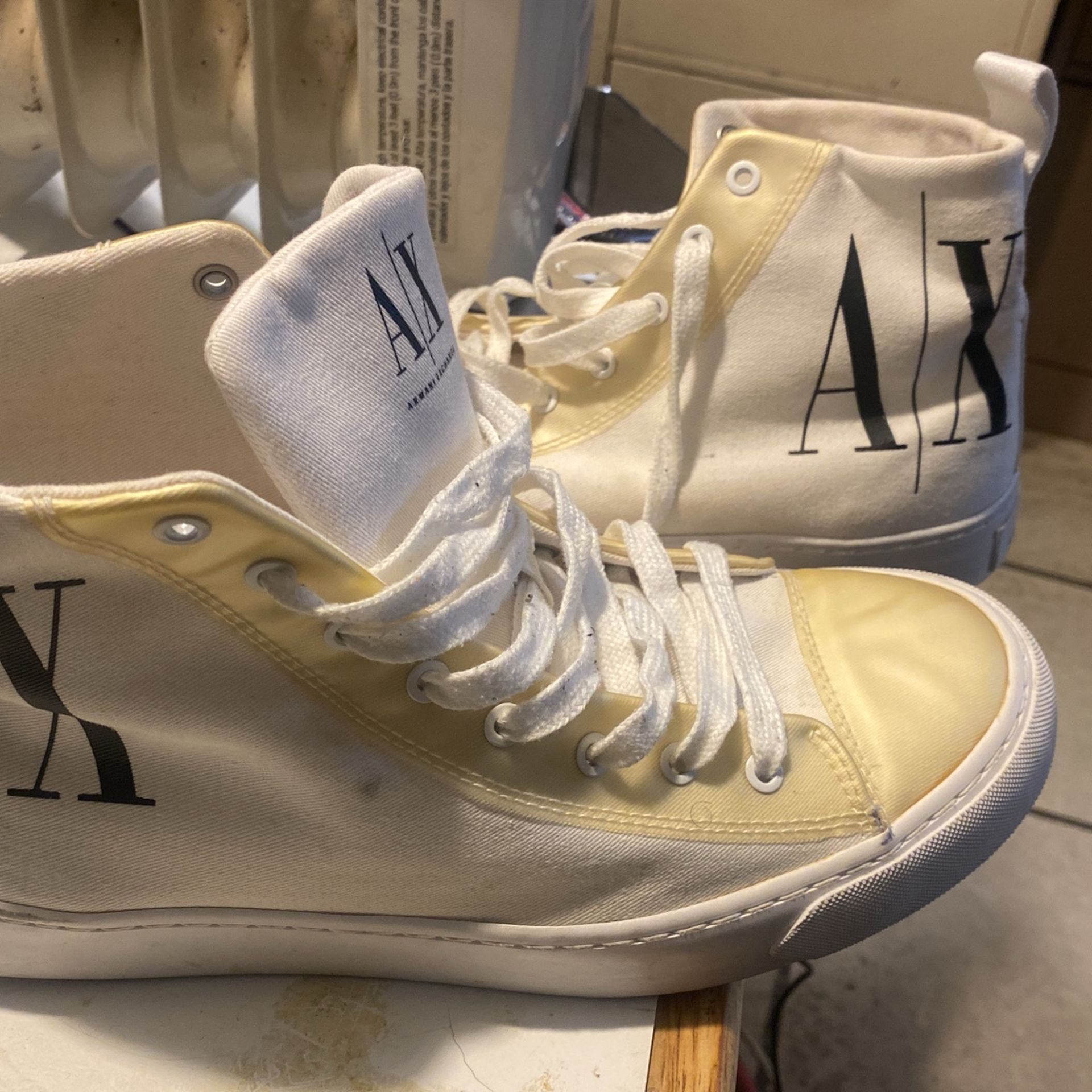 A/X Armani Exchange White Canvas/Leather Sneakers Sz 9 - photo 2