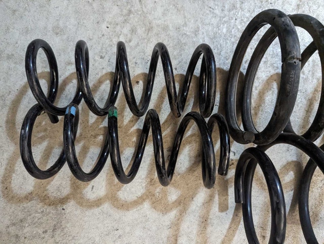 2011 OEM Subaru Impreza WRX STI Springs - photo 2