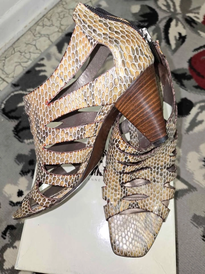 Women's Italian Leather Snake Print Sandals - Size 8 - photo 3