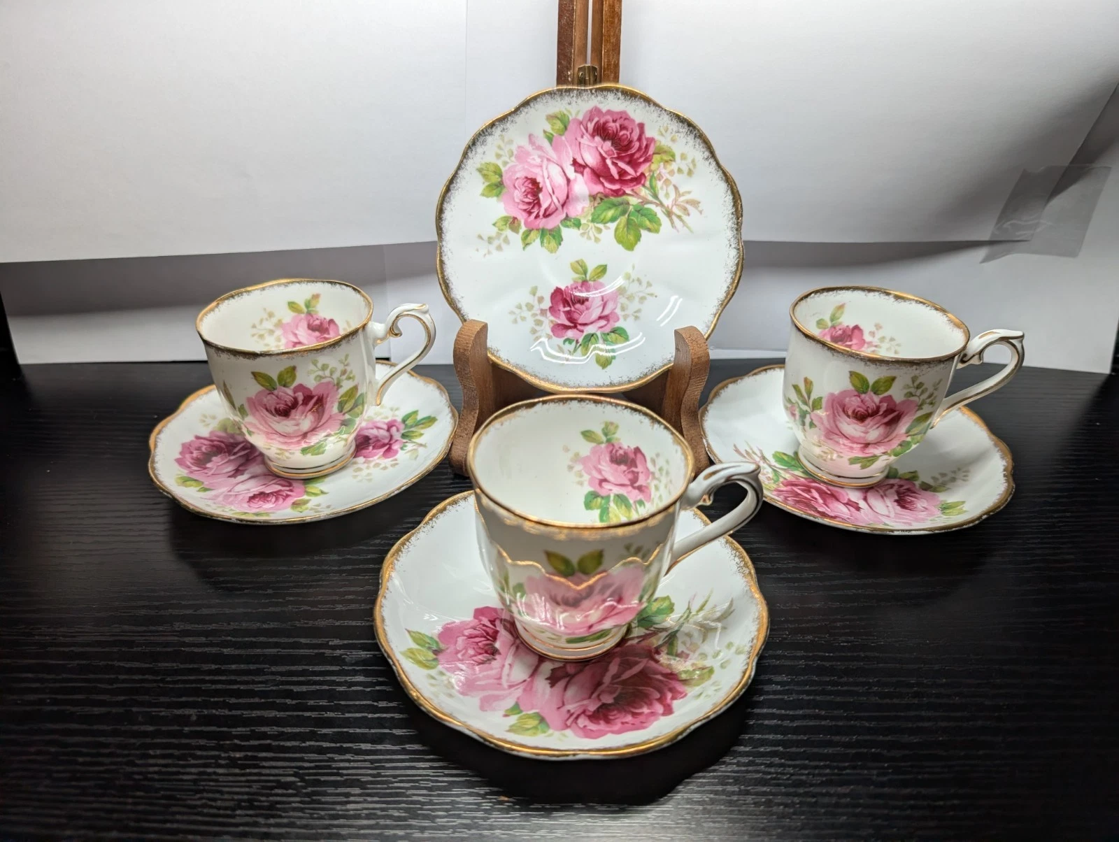 6 Pc Royal Albert American Beauty Mug & Saucer Set - 1920 - photo 2