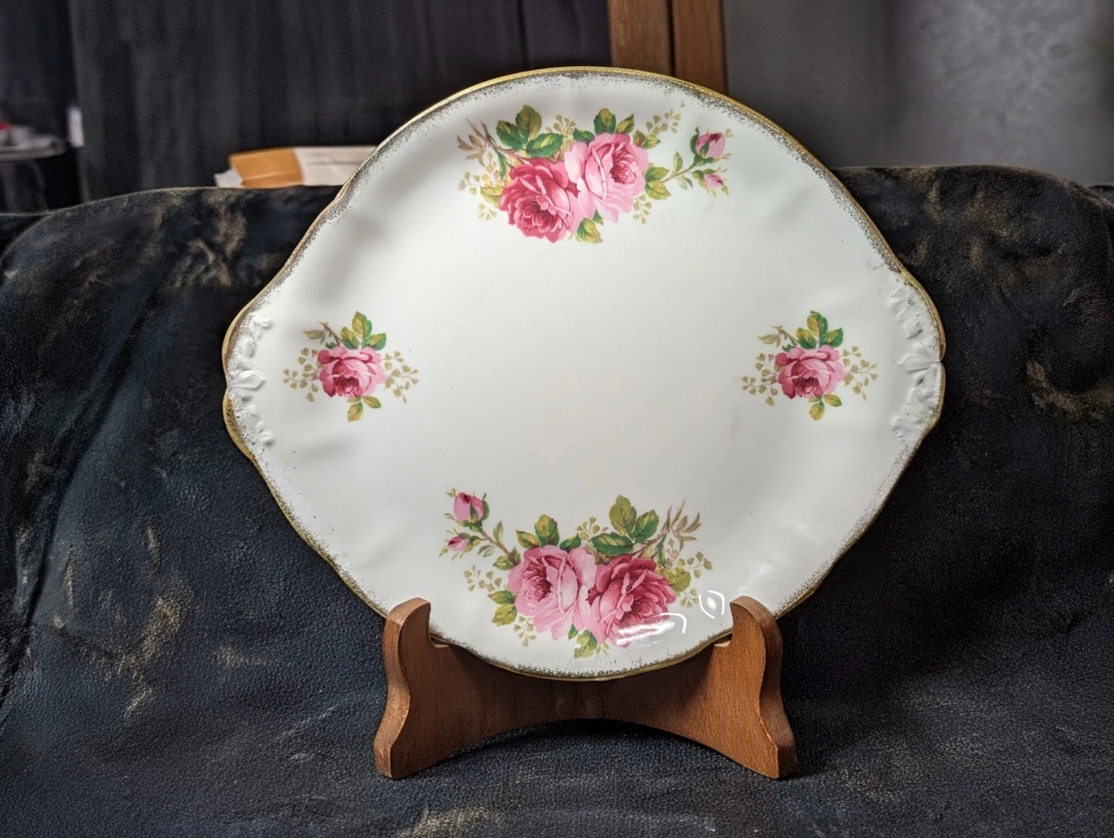 Royal Albert American Beauty Cake Platter 10.5" Bone China