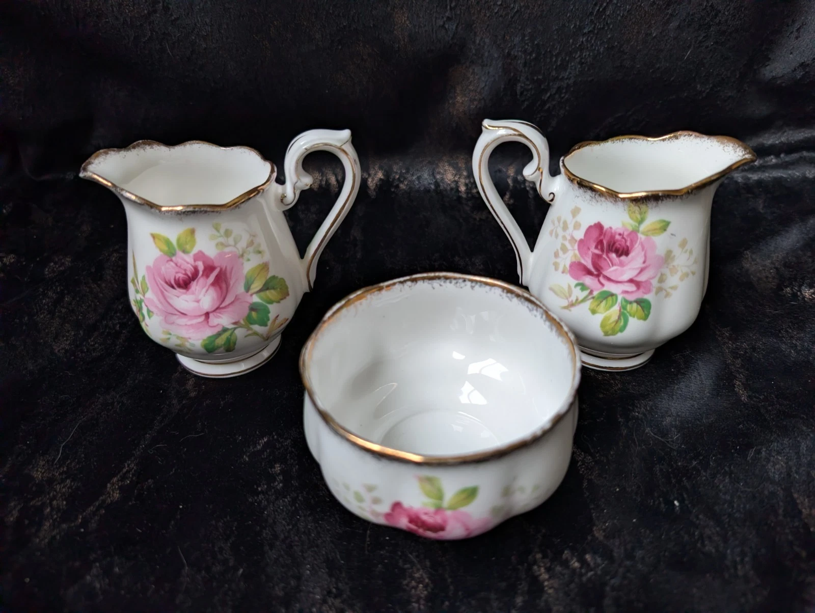 Royal Albert American Beauty Sugar Bowl & Creamer Set England - photo 3