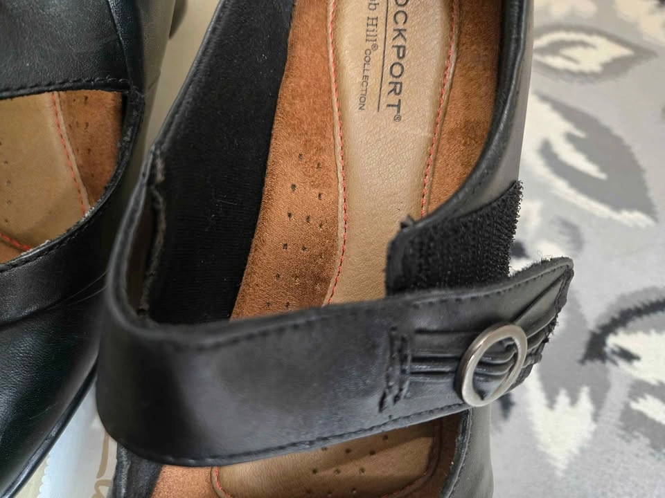 Rockport Cobb Hill Black Leather Mary Jane Heels, Size 8.5 - photo 4