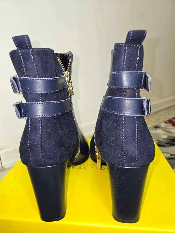 Women's Kenneth Cole Reaction Leather Boots, Navy, Size 10 - photo 3