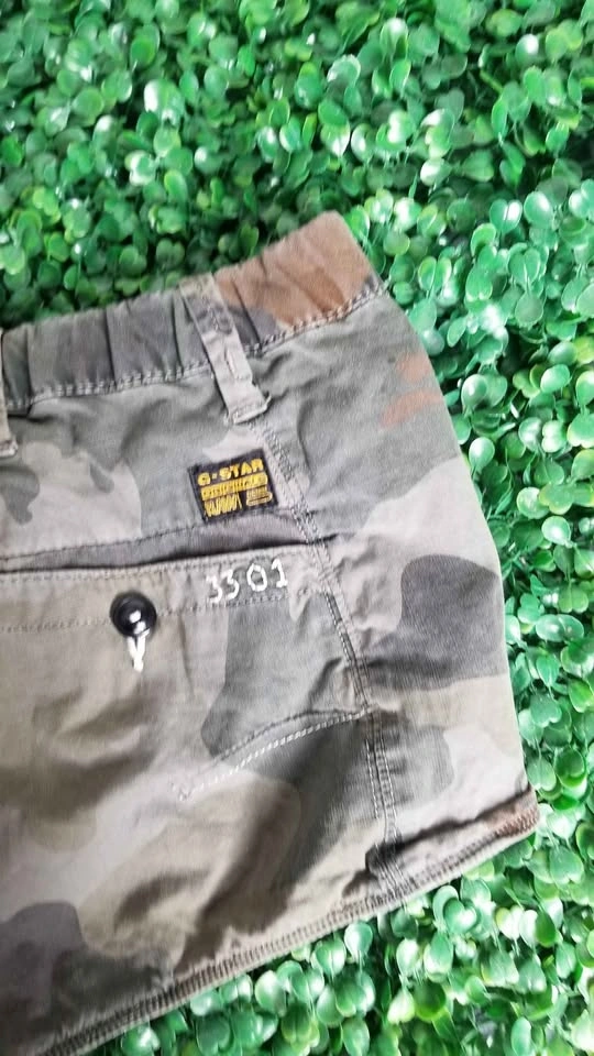 Womens G-Star Raw Camo Shorts Size 26 - photo 5